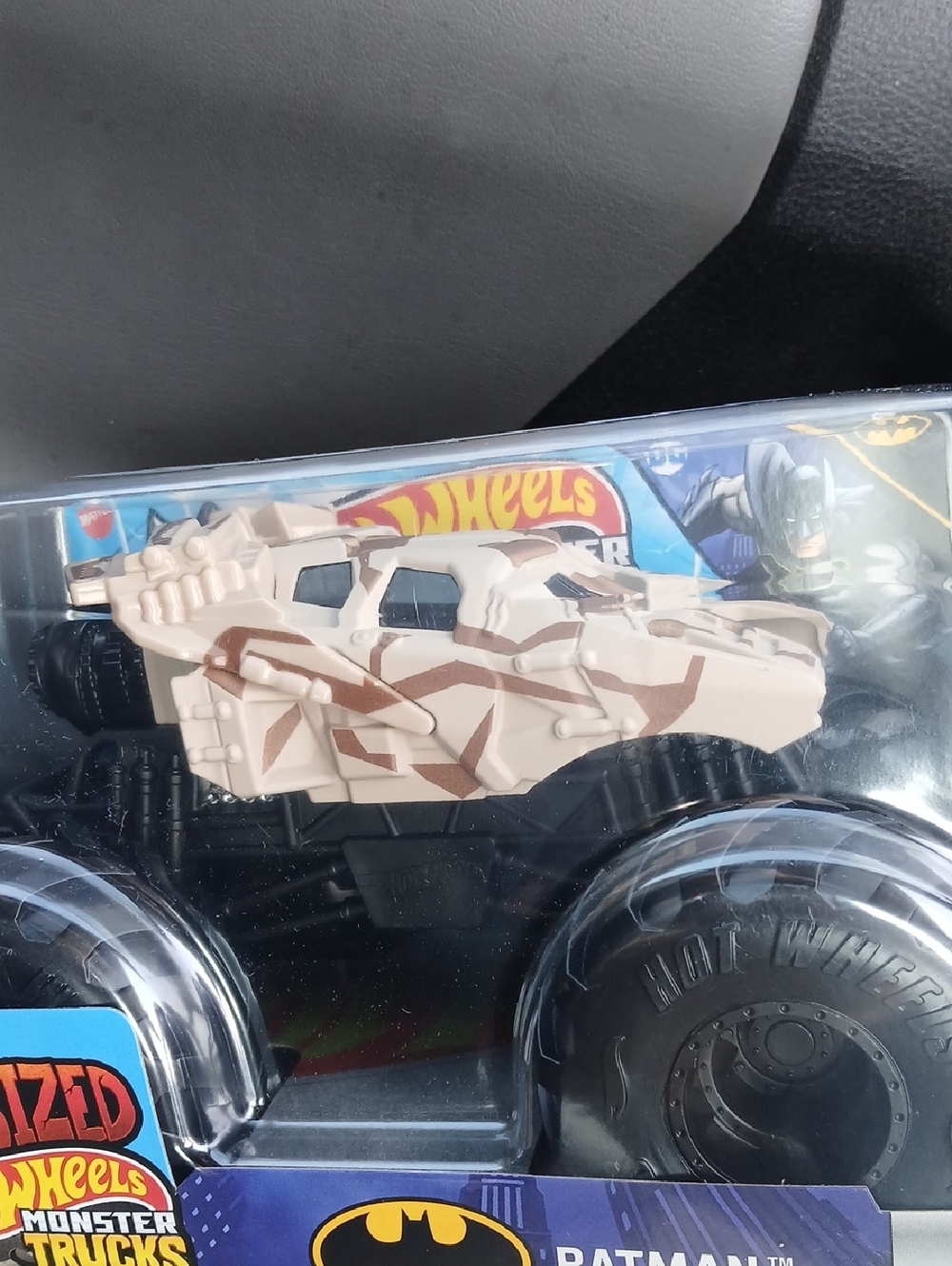 Batman Desert Camo Hot Wheels Monster Truck -1/24